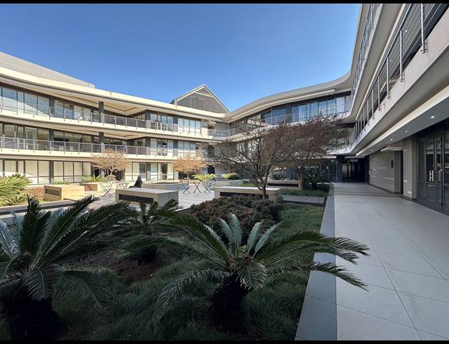 220.40M² OFFICE TO LET IN IRENE